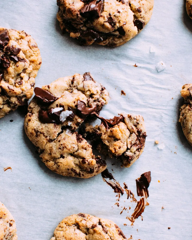 Brown butter chocolate chip cookies with flaky salt